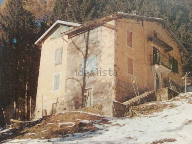 Casa in vendita a Castione Della Presolana, Lombardia