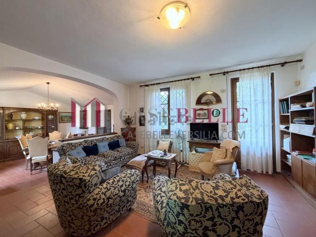 Casa in vendita a Carraia, Camaiore