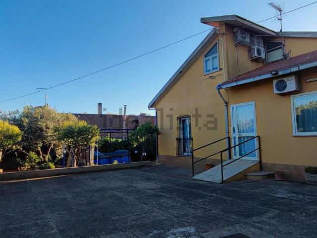 Casa in vendita a Semini, Caltagirone