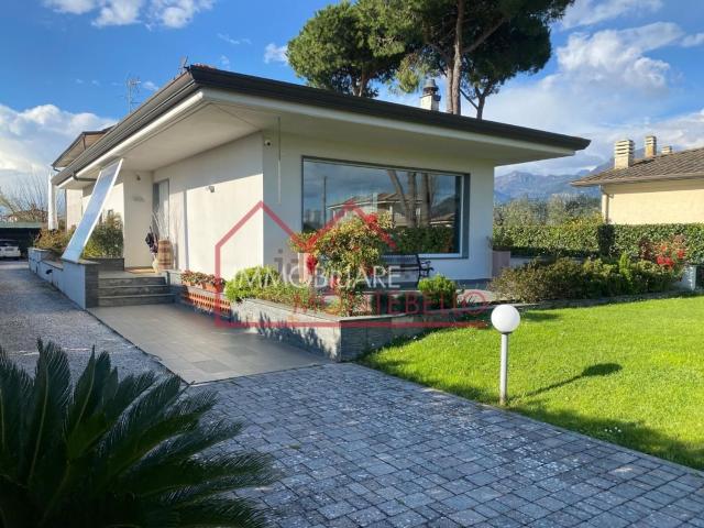 Casa in vendita a località Bucine, Camaiore