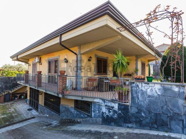 Casa in vendita a Massannunziata, Mascalucia