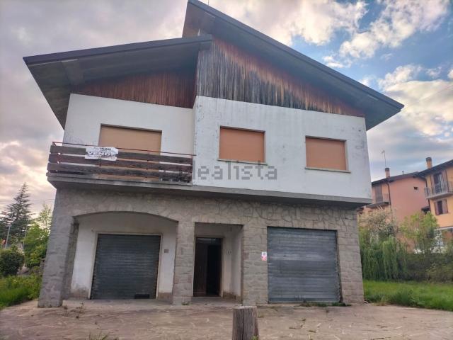 Casa in vendita a Unione dell'Appennino Bolognese, San Benedetto Val Di Sambro