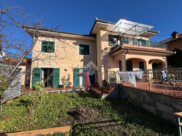 Casa in vendita a Ceranesi, Liguria