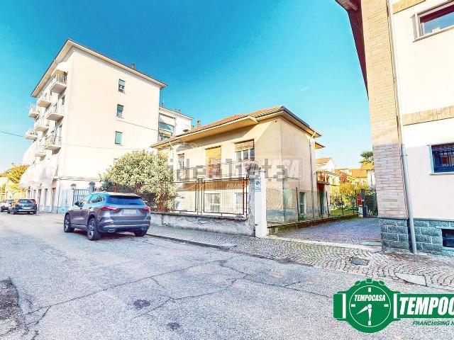 Casa in vendita a Fontanile, Piemonte