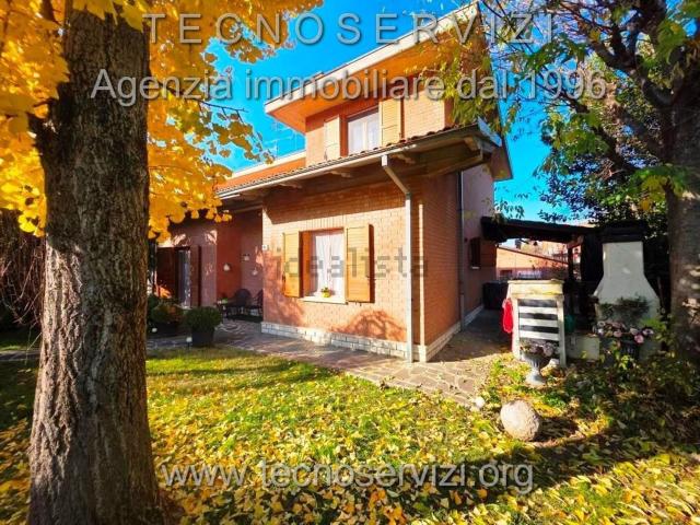 Casa in vendita a Unione di comuni Terre di Castelli, Savignano Sul Panaro