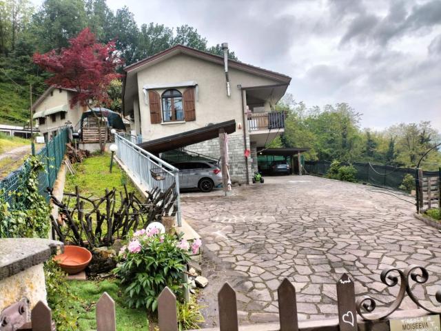 Casa in vendita a Denavolo, Travo