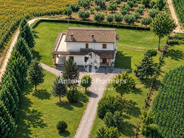 Casa in vendita a Izzalini, Umbria