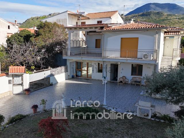 Casa in vendita a Calabria, Cosenza