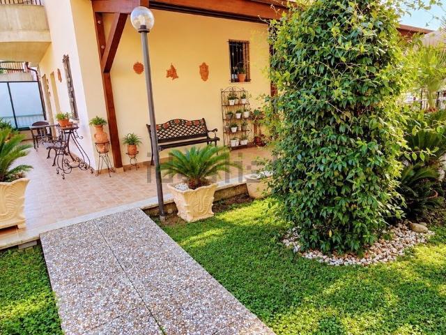 Casa in vendita a Villa Rosa, Ascoli Piceno