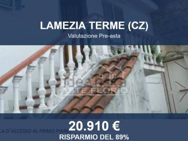 Casa in vendita a Fronti, Lamezia Terme