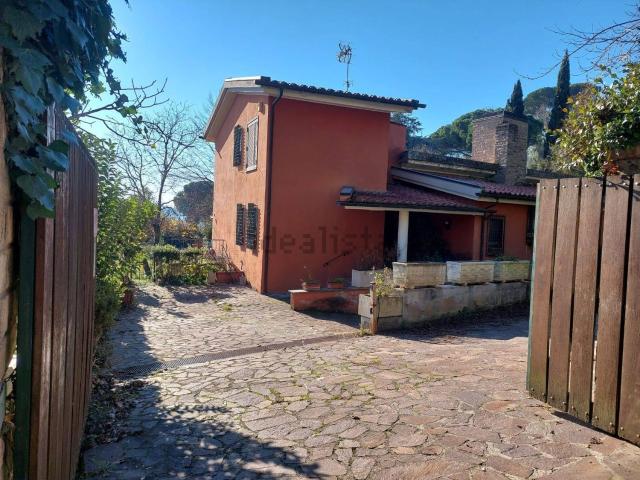 Casa in vendita a Roma Capitale, Lazio