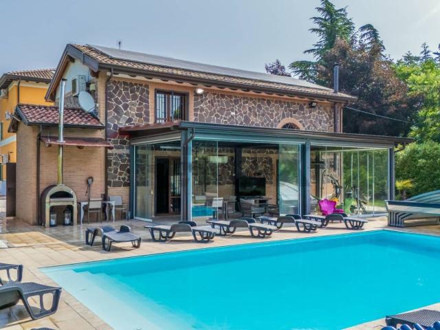 Casa in vendita a Fidenza, Reggio Emilia