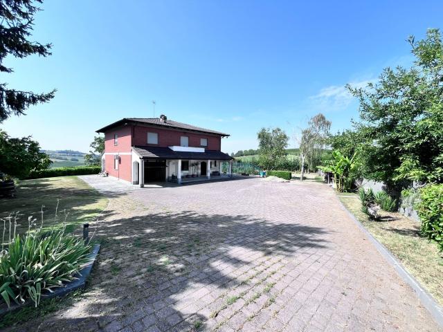 Casa in vendita a Piemonte, Asti