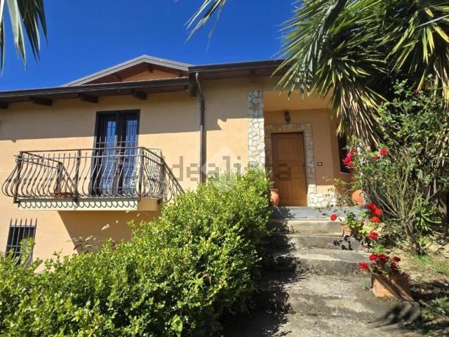 Casa in vendita a Calabria, Cosenza