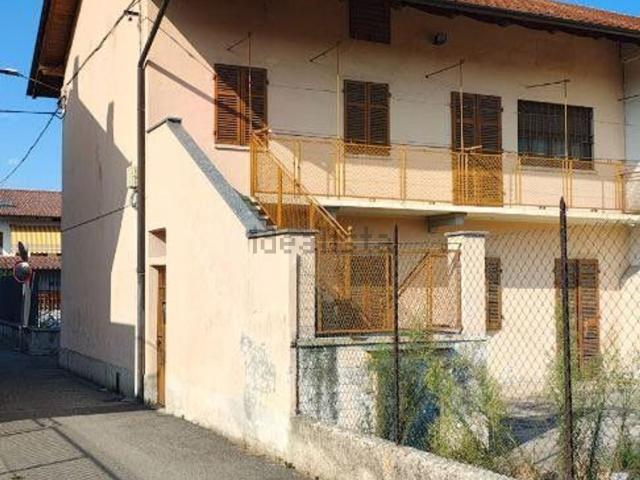 Casa in vendita a Tronzano Vercellese, Vercelli