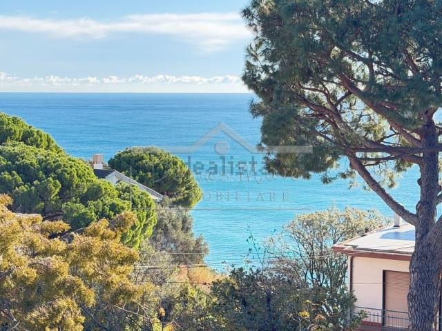 Casa in vendita a Celle Ligure, Liguria