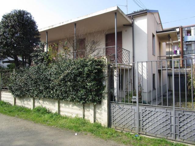Casa in vendita a Piccolini, Vigevano