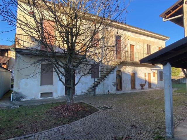 Casa in vendita a Cassolnovo, Lombardia