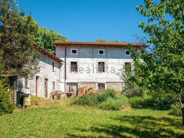 Casa in vendita a Visogliano / Vižovlje, Aurisina