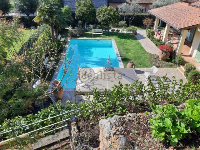 Casa in vendita a Tonfano, Toscana