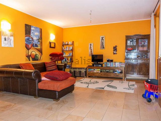 Casa in vendita a Cadeo, Reggio Emilia