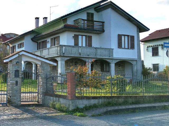 Casa in vendita a Piemonte, Alessandria
