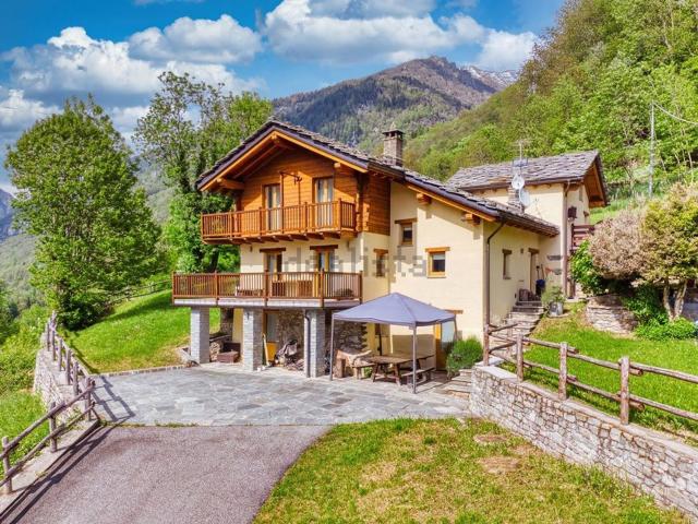 Casa in vendita a Fontainemore, Aosta