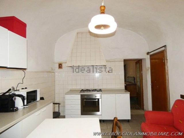 Casa in vendita a Larderello, Toscana