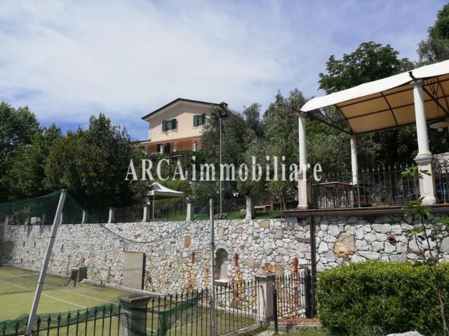 Casa in vendita a Tonfano, Toscana