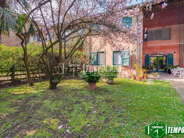 Casa in vendita a Pavia, Lombardia