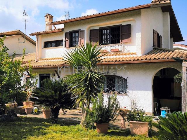 Casa in vendita a Squarciarelli, Roma Capitale