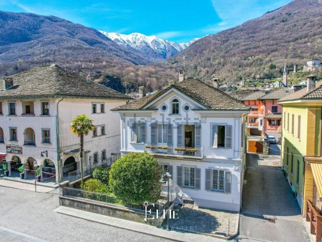 Casa in vendita a Ornavasso / Urnafasch, Ornavasso