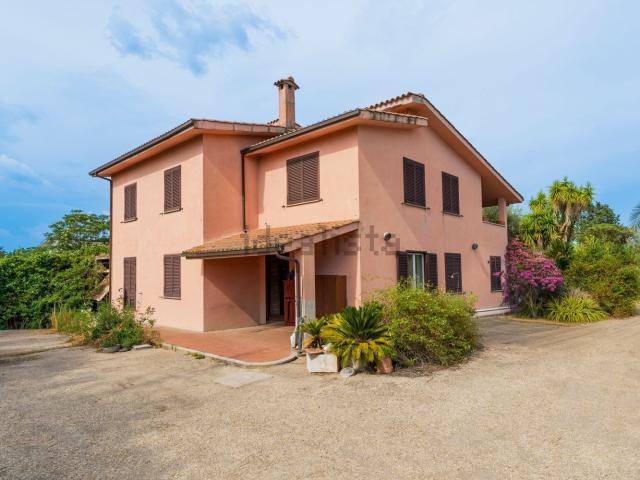 Casa in vendita a Roma Capitale, Lazio
