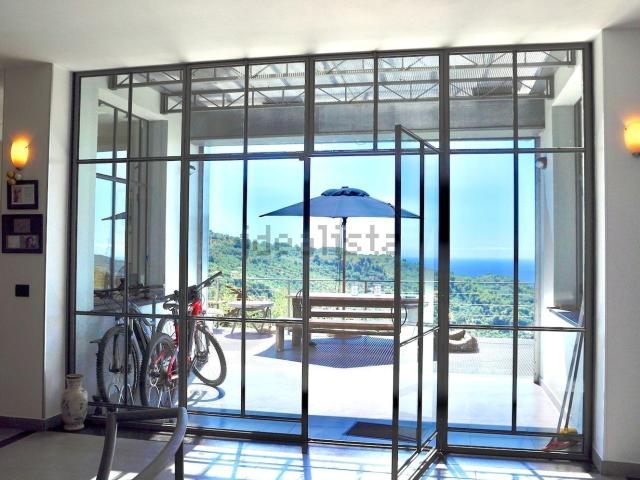 Casa in vendita a Diano San Pietro, Liguria