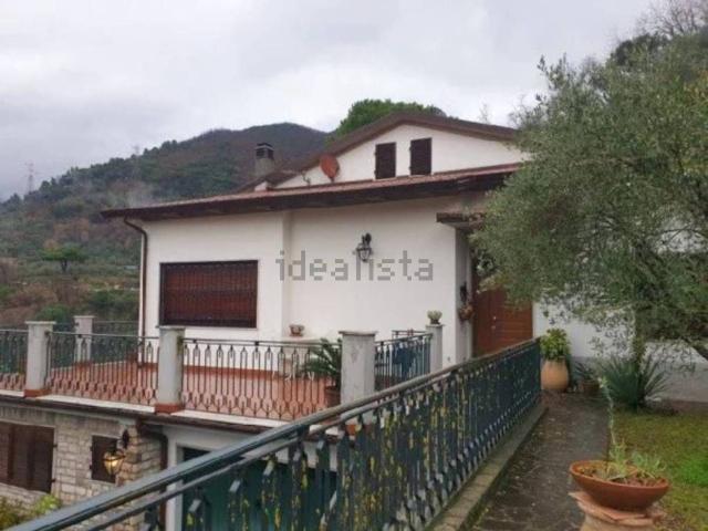 Casa in vendita a Codena, Carrara