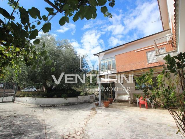 Casa in vendita a Prima Porta, Montecompatri