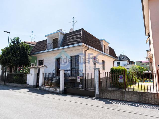 Casa in vendita a Rovagnasco, Segrate
