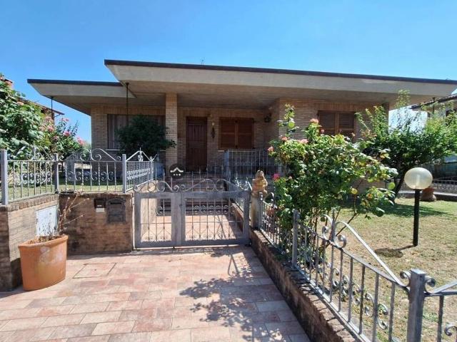 Casa in vendita a Marche, Pesaro E Urbino