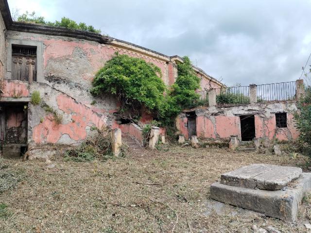 Casa in vendita a Piraino, Sicilia
