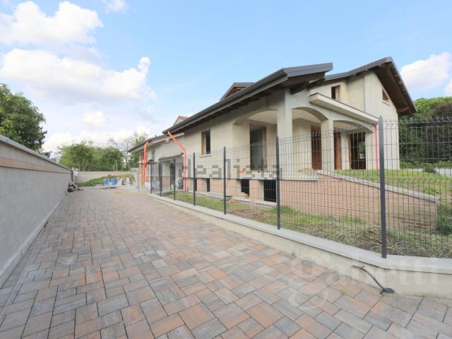 Casa in vendita a Magnago, Lombardia