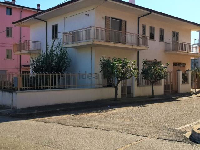 Casa in vendita a Cassano all'Ionio, Calabria