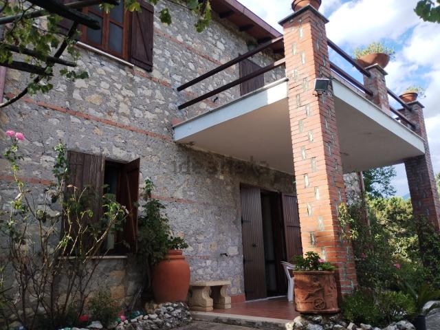 Casa in vendita a Canarolo, Alatri