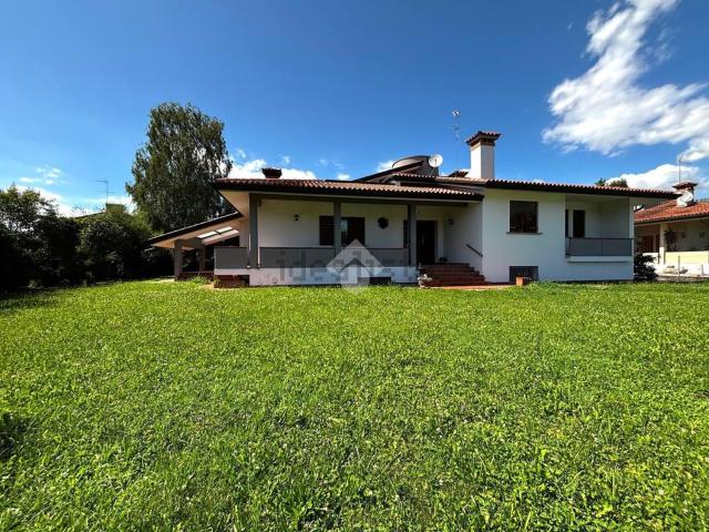 Casa in vendita a Nervesa Della Battaglia, Veneto