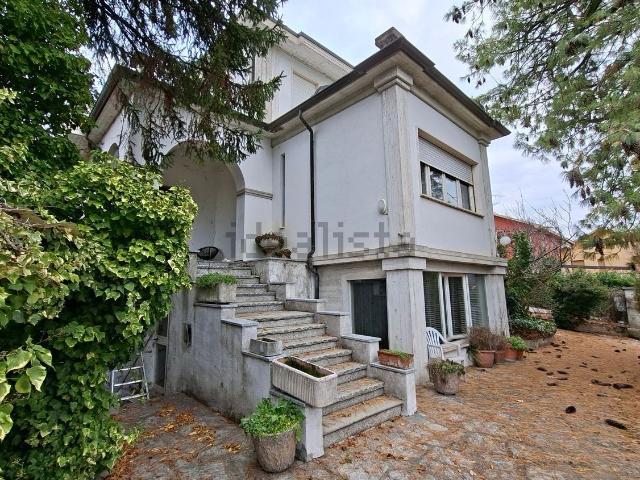 Casa in vendita a Ponte Nizza, Lombardia