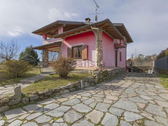Casa in vendita a Piemonte, Novara