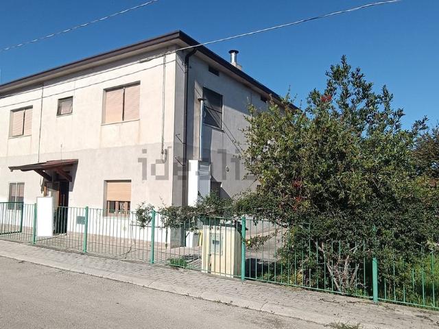 Casa in vendita a Perano, Abruzzo