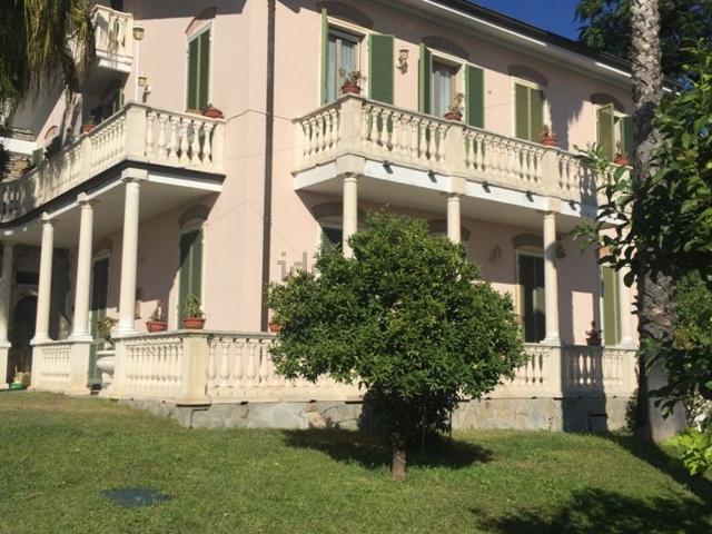 Casa in vendita a Poggio di Sanremo, San Remo