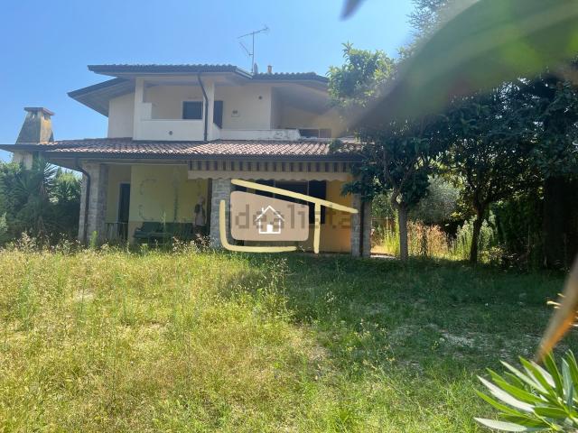 Casa in vendita a Montinelle, Manerba Del Garda