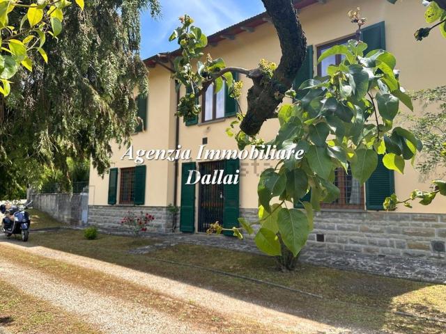 Casa in vendita a Scarperia e San Piero, Scarperia