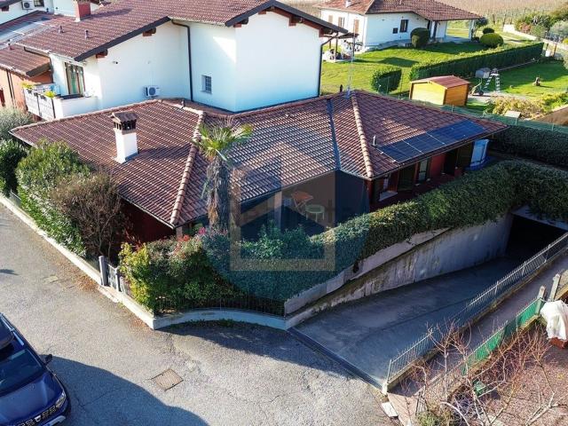 Casa in vendita a Erbusco, Lombardia